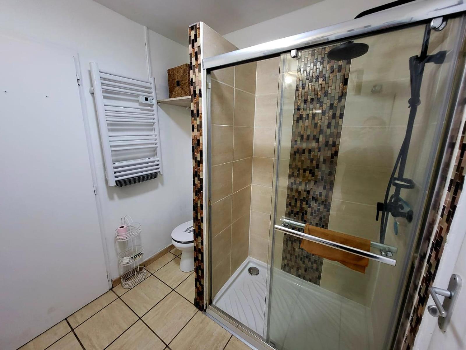 Appartement Casa Leone 83 à Solliès-Pont Extérieur photo